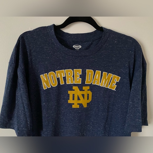 NWOT Men’s Notre Dame Crew Neck Tee - Picture 2 of 4